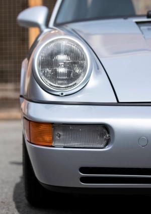 Porsche 911 Carrera RS 3.6 Touring 1992 года  (WW)